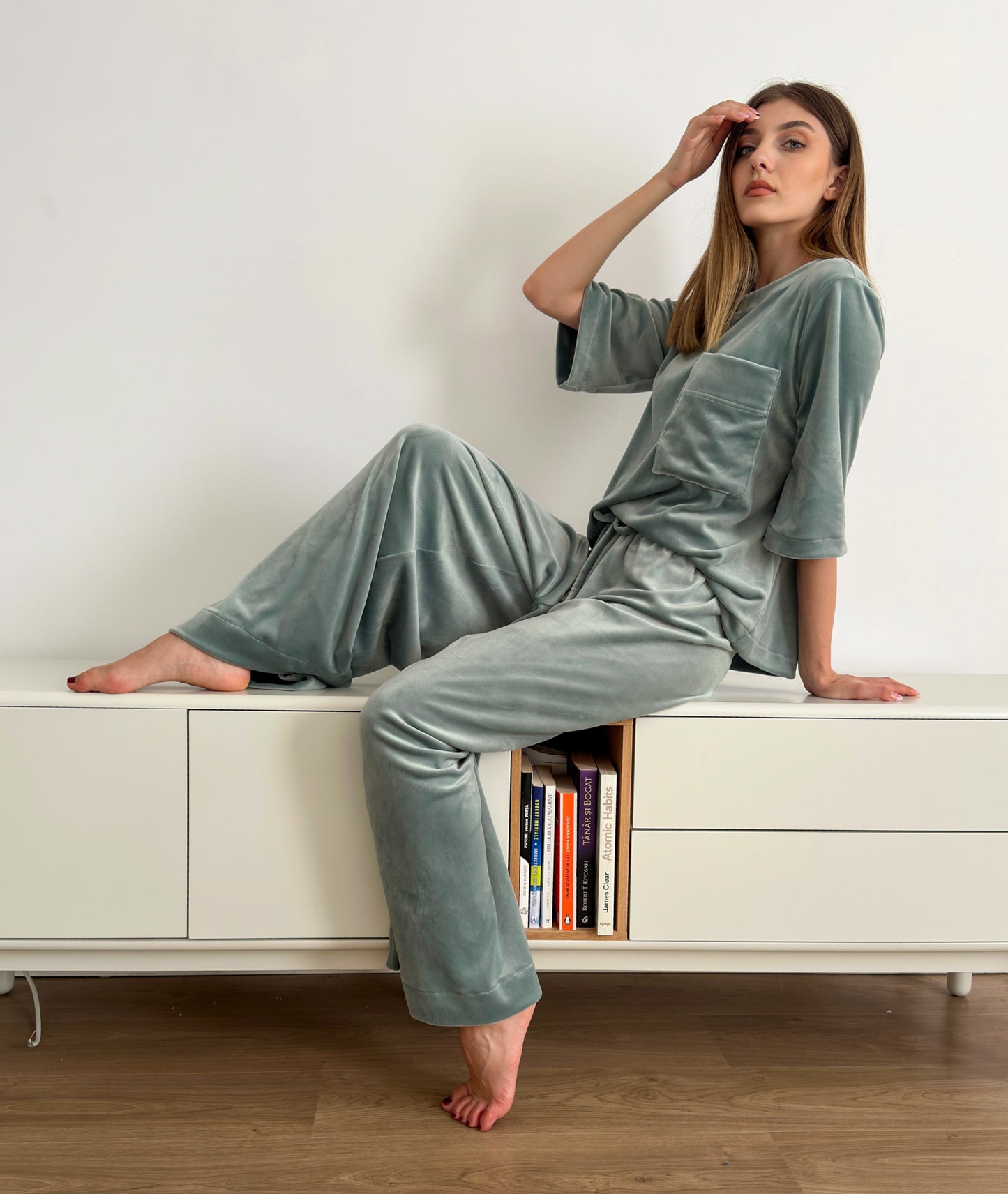 Pijama de catifea lejeră Joro