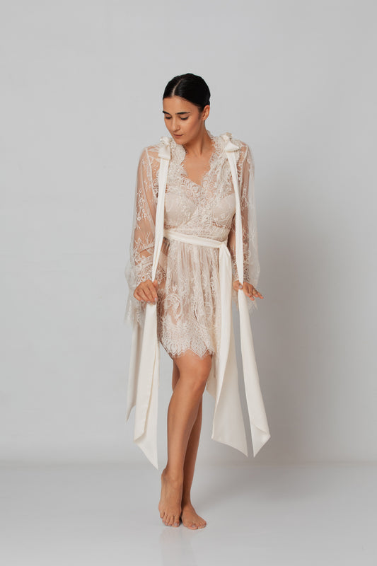 Halat dantelă și broderie Caroline