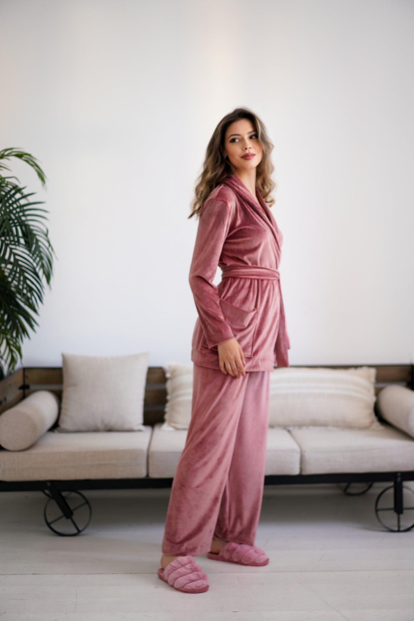 Pijama din catifea supersoft Dafina