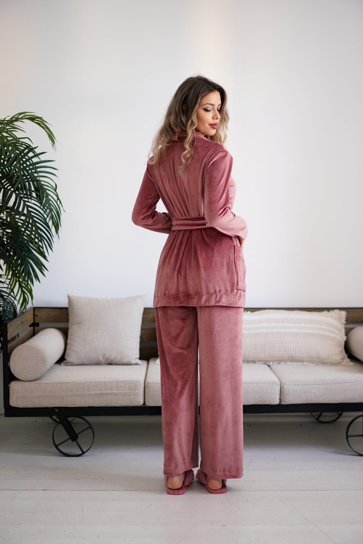 Pijama din catifea supersoft Dafina