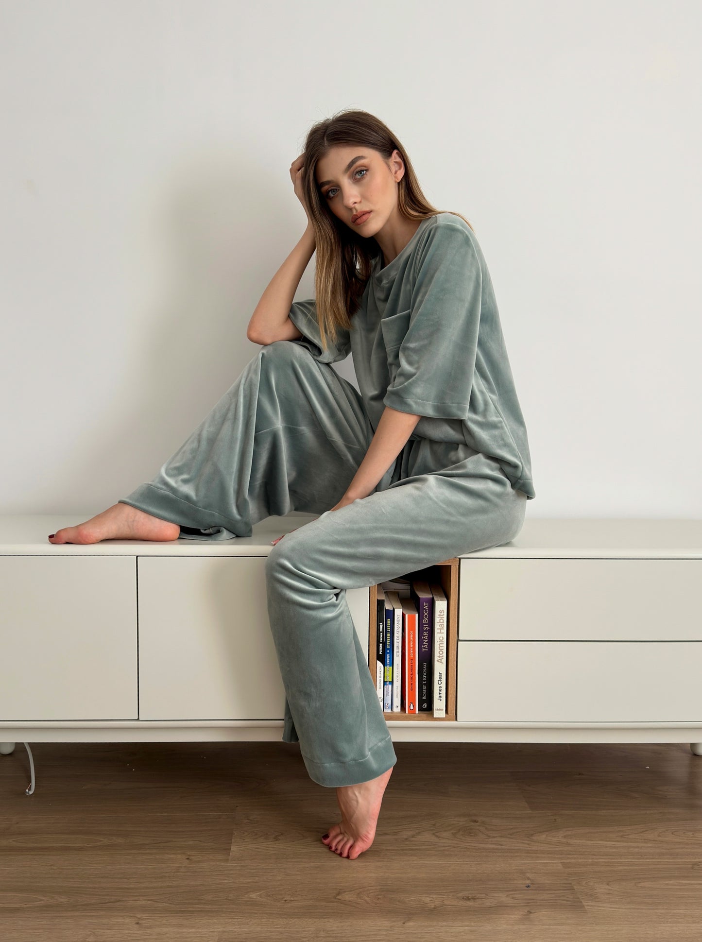 Pijama de catifea lejeră Joro